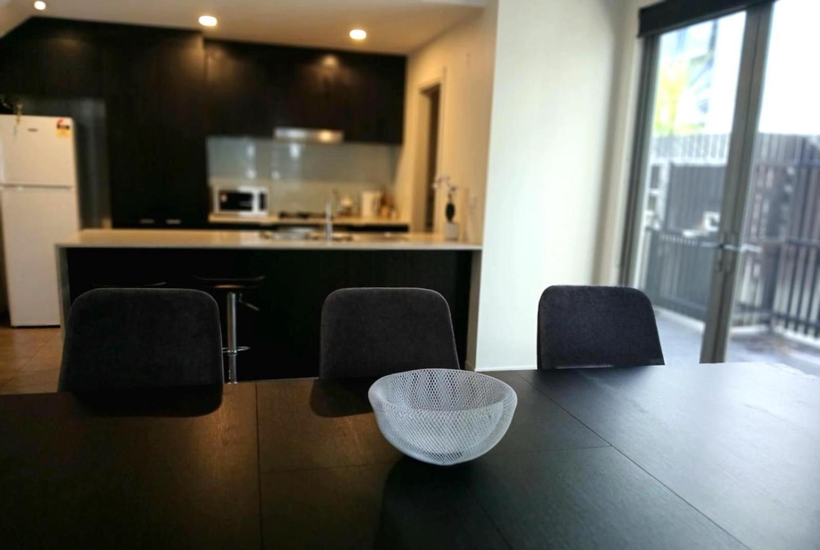 Holiday home Docklands Serenity Melbourne